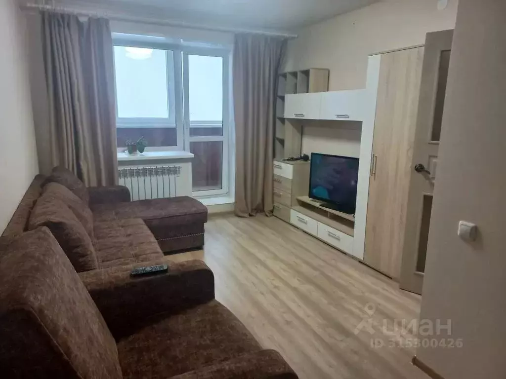 1-к кв. Удмуртия, Глазов Сибирская ул., 6 (31.0 м) - Фото 0