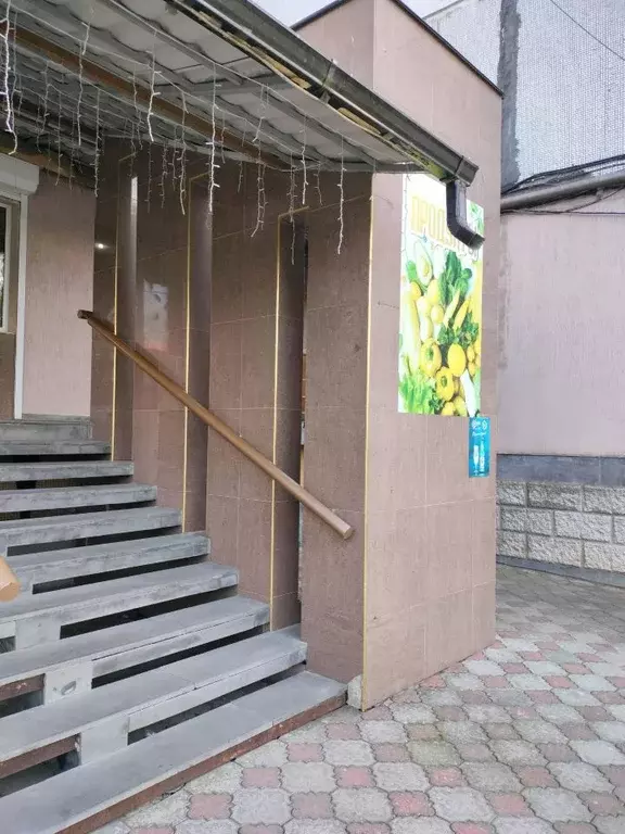 Помещение свободного назначения в Северная Осетия, Владикавказ ... - Фото 0