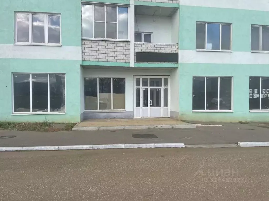 Помещение свободного назначения в Саратовская область, Саратов ул. ... - Фото 1