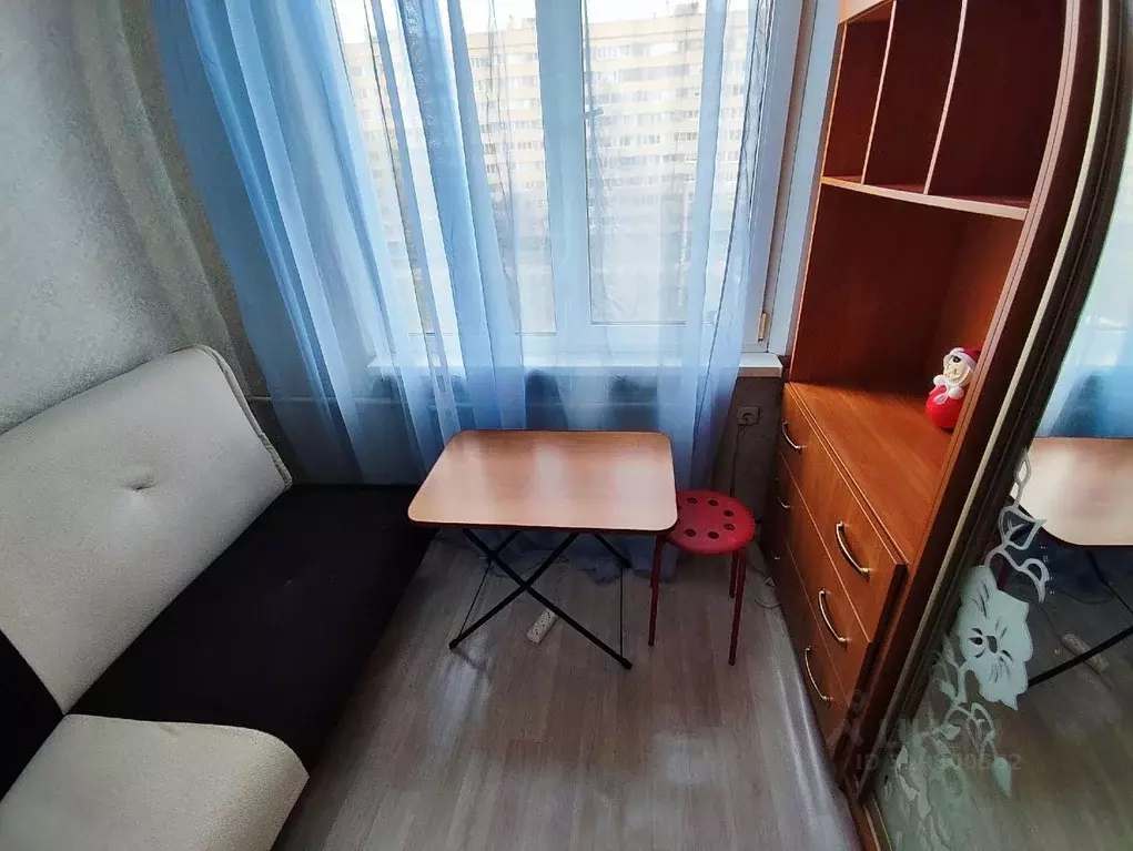 Комната Санкт-Петербург ул. Зины Портновой, 34 (13.0 м) - Фото 1