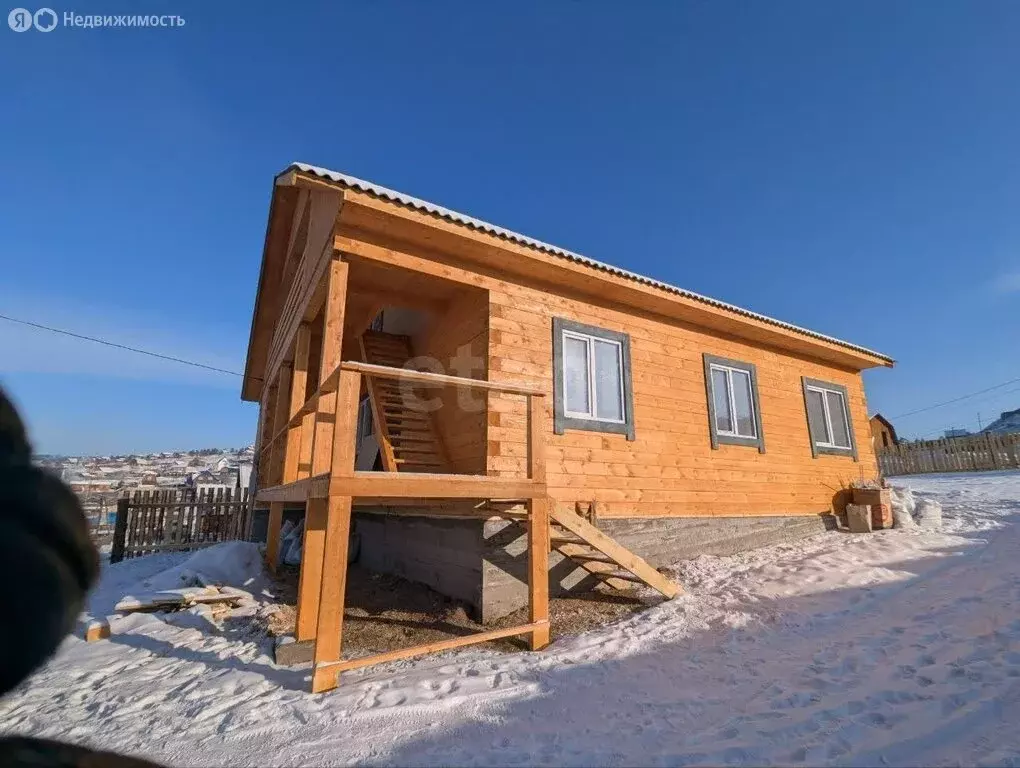 Дом в село Нижний Саянтуй, ДНТ Багульник, 1-й квартал (220 м) - Фото 2