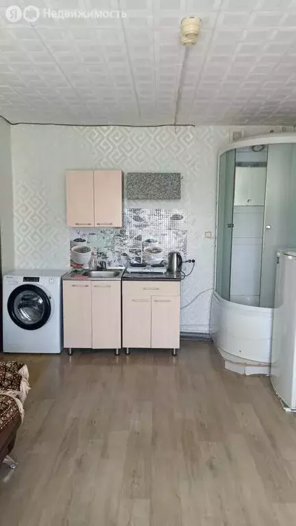 1к в 5-комнатной квартире (14 м) - Фото 1