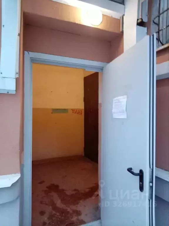 Комната Мурманская область, Мурманск Ленинградская ул., 29/5 - Фото 1