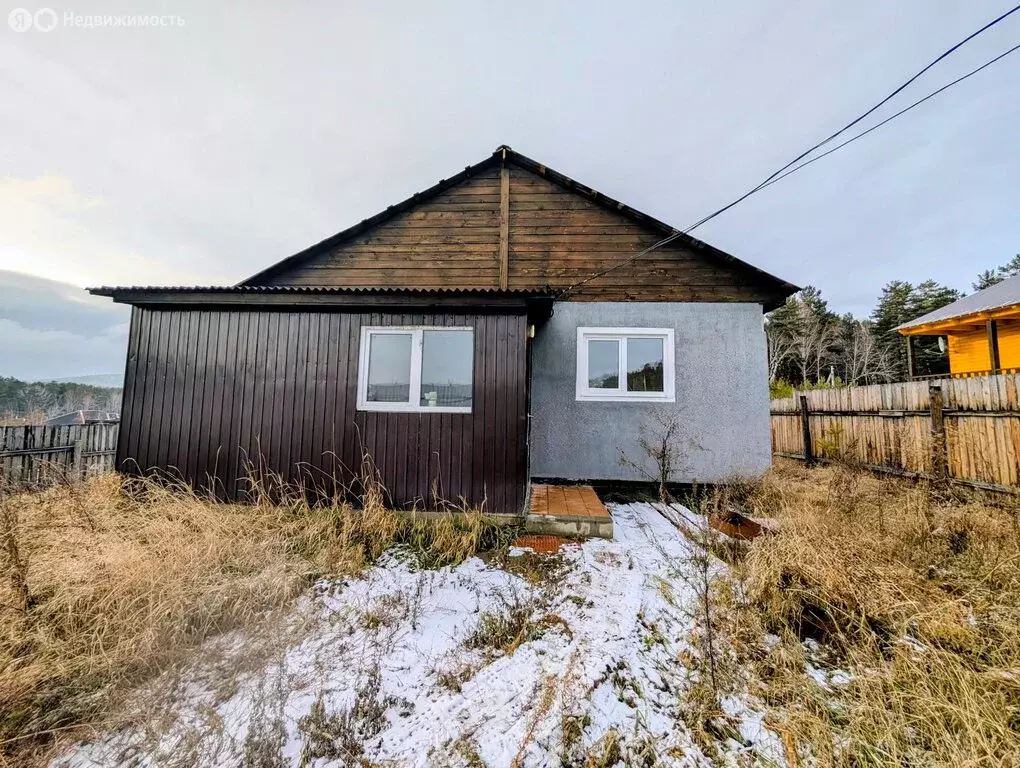 Дом в Баклашинское муниципальное образование, село Введенщина, 3-я ... - Фото 1