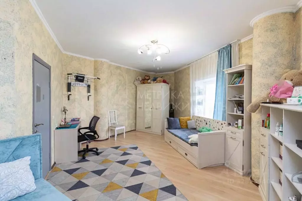 2-к кв. Тюменская область, Тюмень ул. 50 лет ВЛКСМ, 19 (88.6 м) - Фото 1