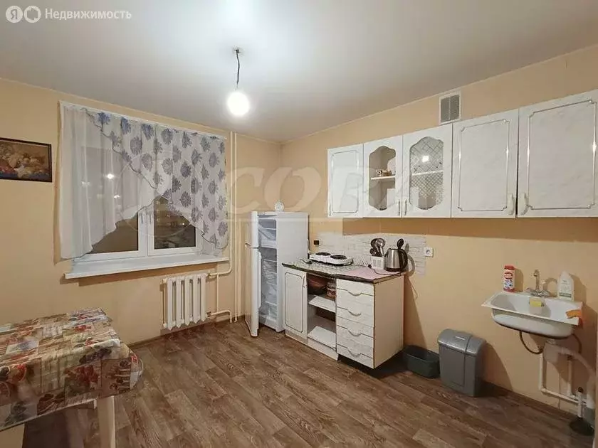 1-комнатная квартира: Тюмень, улица Избышева, 6 (40 м) - Фото 1