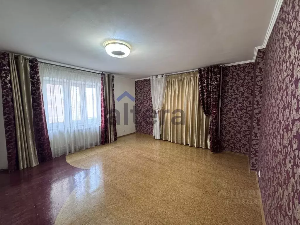 3-к кв. Татарстан, Казань ул. Чингиза Айтматова, 10 (88.0 м) - Фото 1