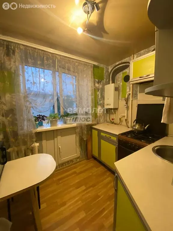3-комнатная квартира: село Субханкулово, улица Ленина, 13 (50.1 м) - Фото 0