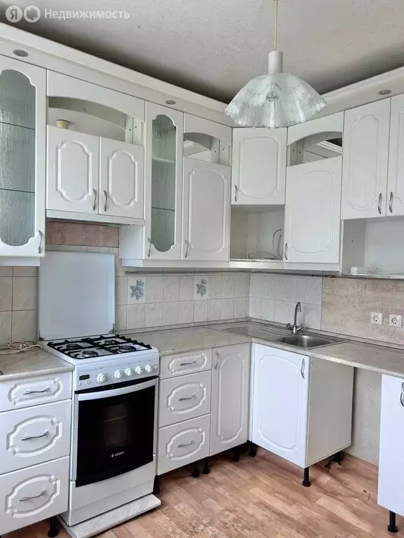 3-комнатная квартира: Великий Новгород, Западный район, улица Попова, ... - Фото 1