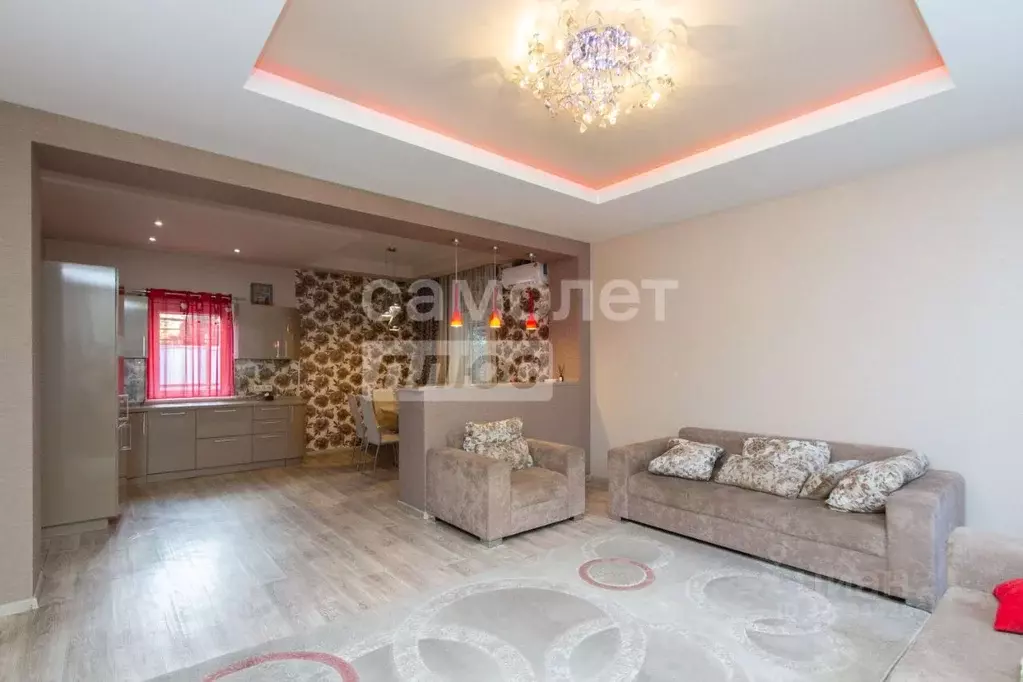 Дом в Томская область, Томск Русский пер., 8 (224 м) - Фото 1