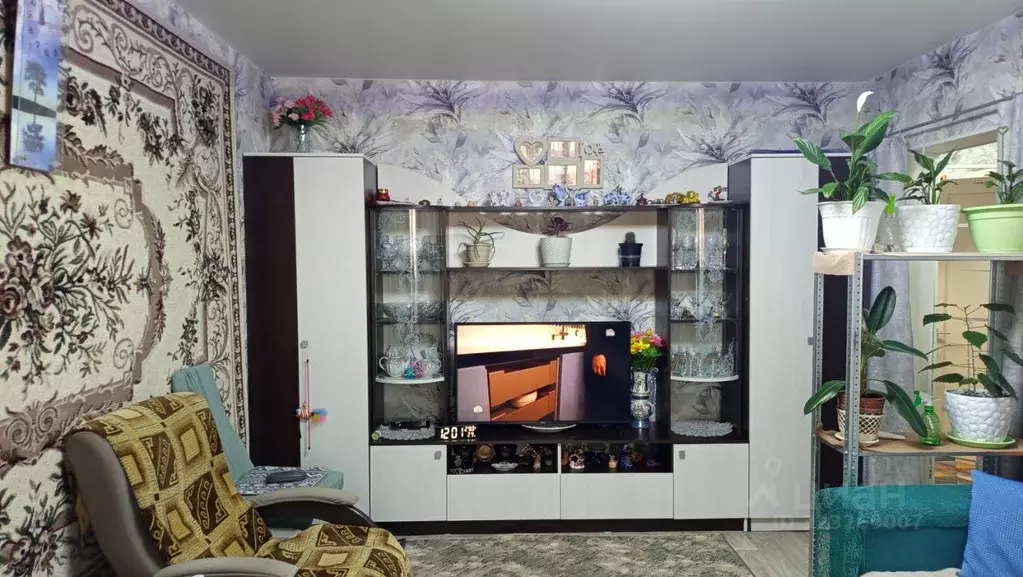 2-к кв. Саратовская область, Энгельс просп. Химиков, 3/23 (48.0 м) - Фото 2