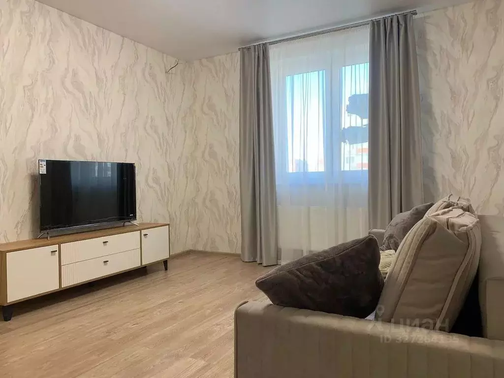 2-к кв. Краснодарский край, Краснодар Черкасская ул., 71/1к1 (55.0 м) - Фото 1