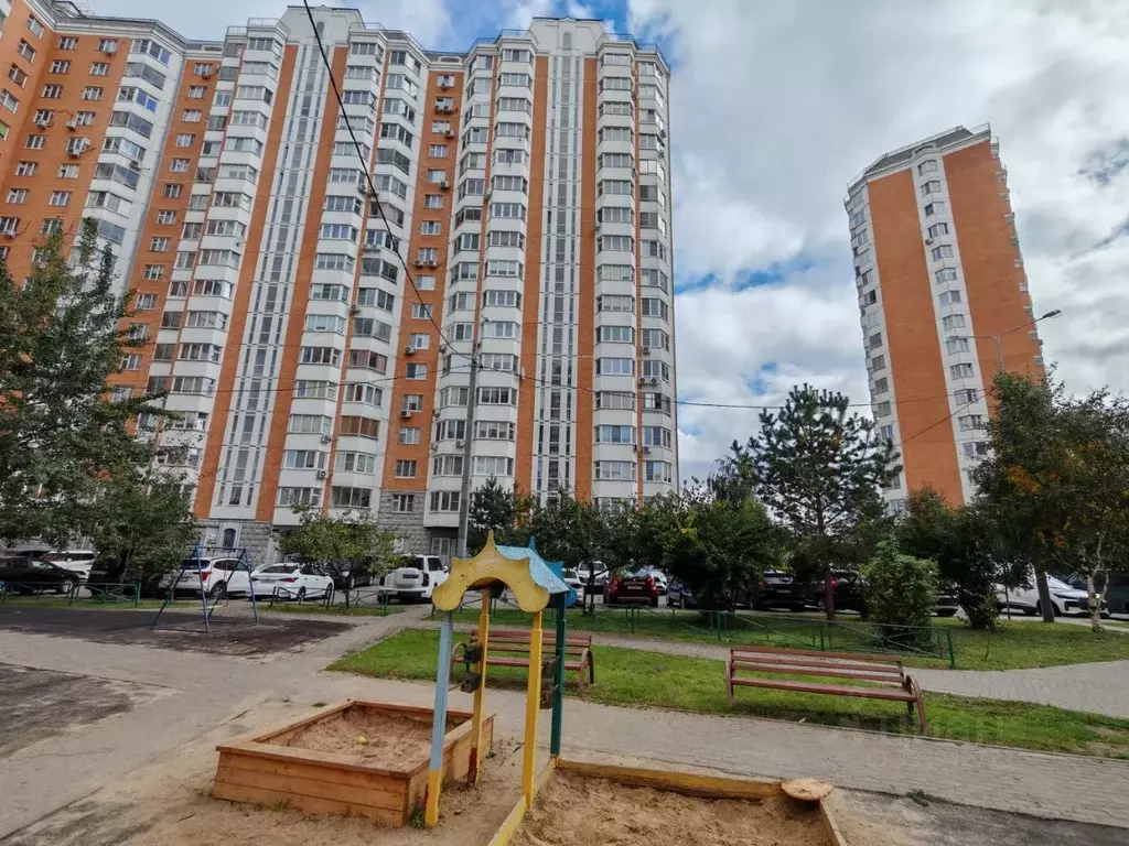 2-к кв. Московская область, Лобня ул. Физкультурная, 6 (59.0 м) - Фото 2