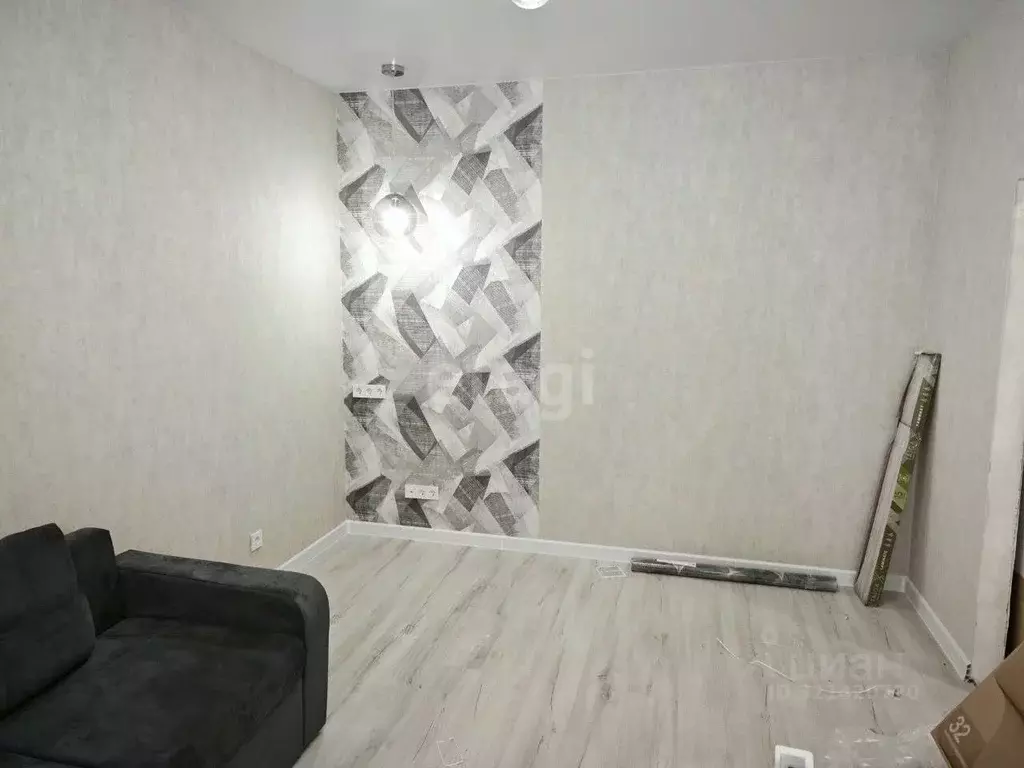 1-к кв. Крым, Симферополь ул. Батурина (36.0 м) - Фото 1