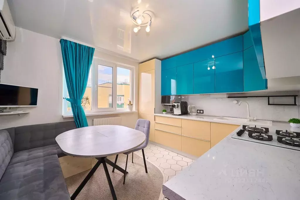 1-к кв. Адыгея, Тахтамукайский район, Яблоновский пгт ул. Кобцевой, ... - Фото 1