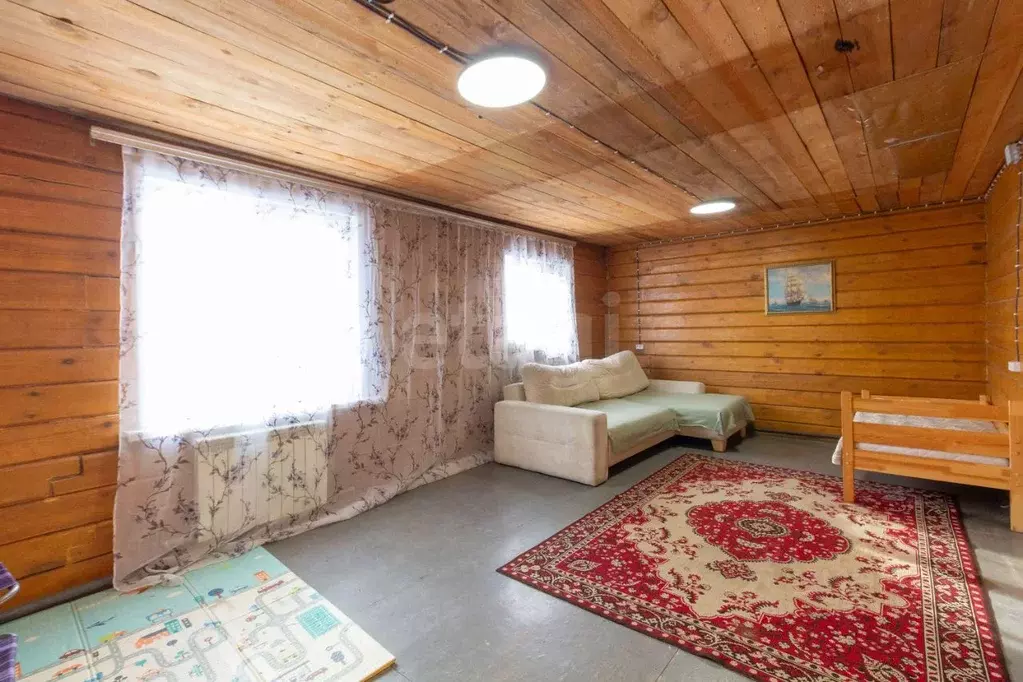 Дом в Красноярский край, Красноярск городской округ, пос. Солонцы ул. ... - Фото 1