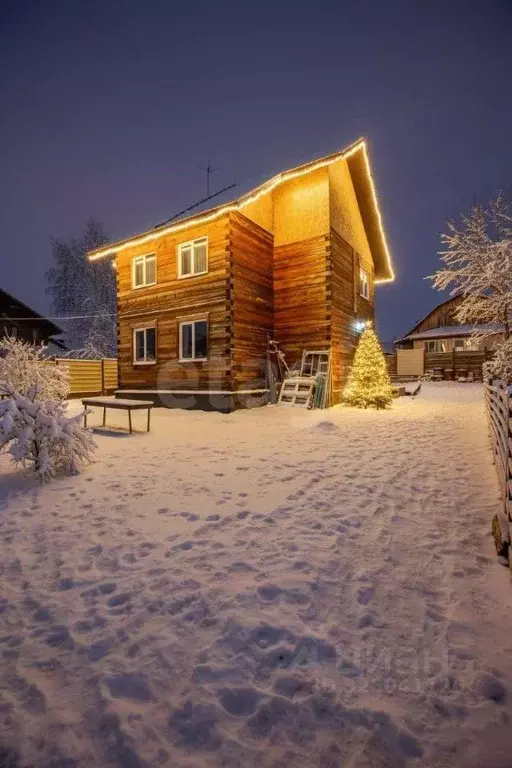 Дом в Красноярский край, Красноярск Алыкельская ул., 4 (130 м) - Фото 1
