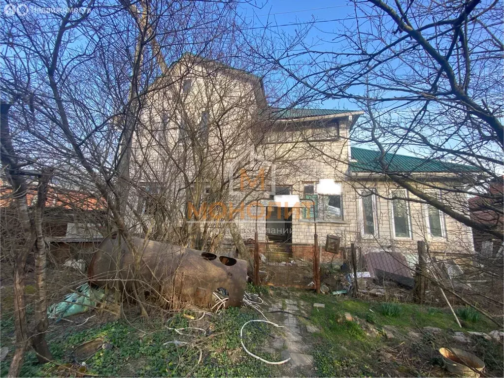 Дом в Саратовская, Шоссейная улица (200 м) - Фото 0