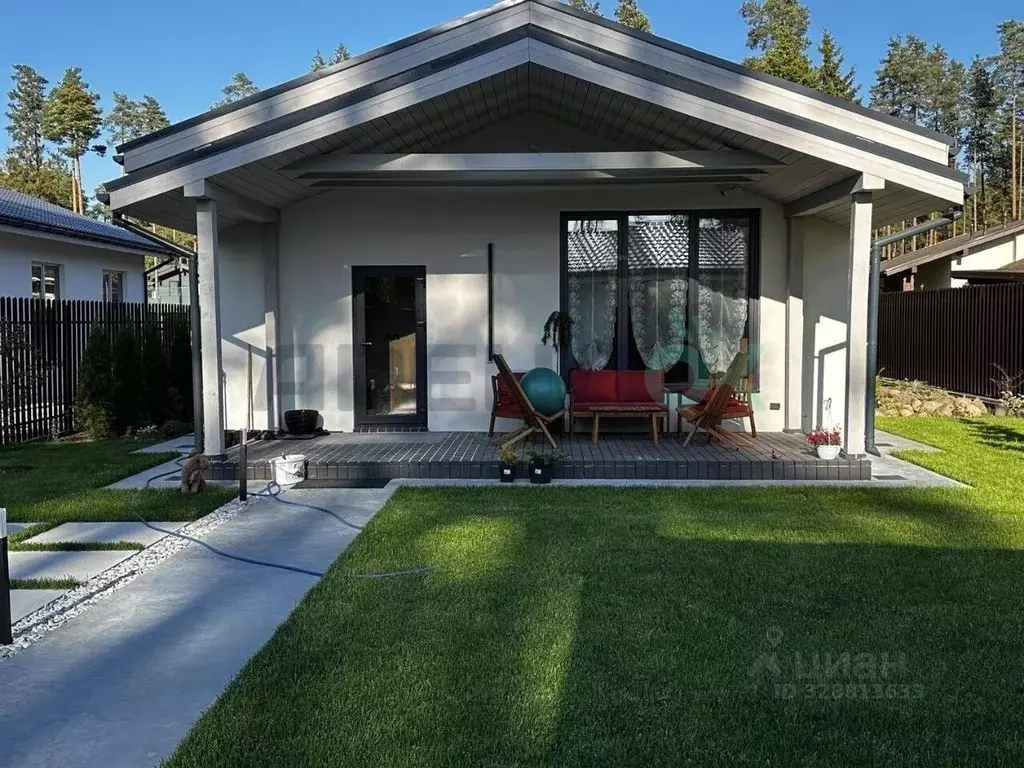 Дом в Ленинградская область, Выборгский район, Рощино пгт ул. Первого ... - Фото 1