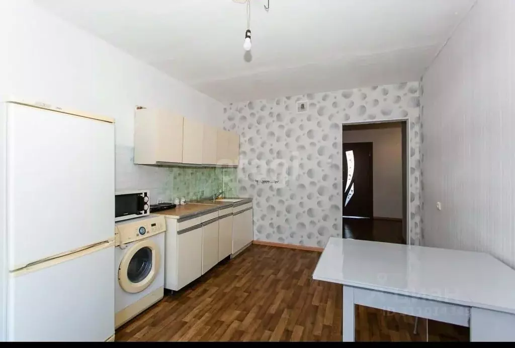 3-к кв. Новосибирская область, Новосибирск ул. Ивлева, 164 (85.0 м) - Фото 0