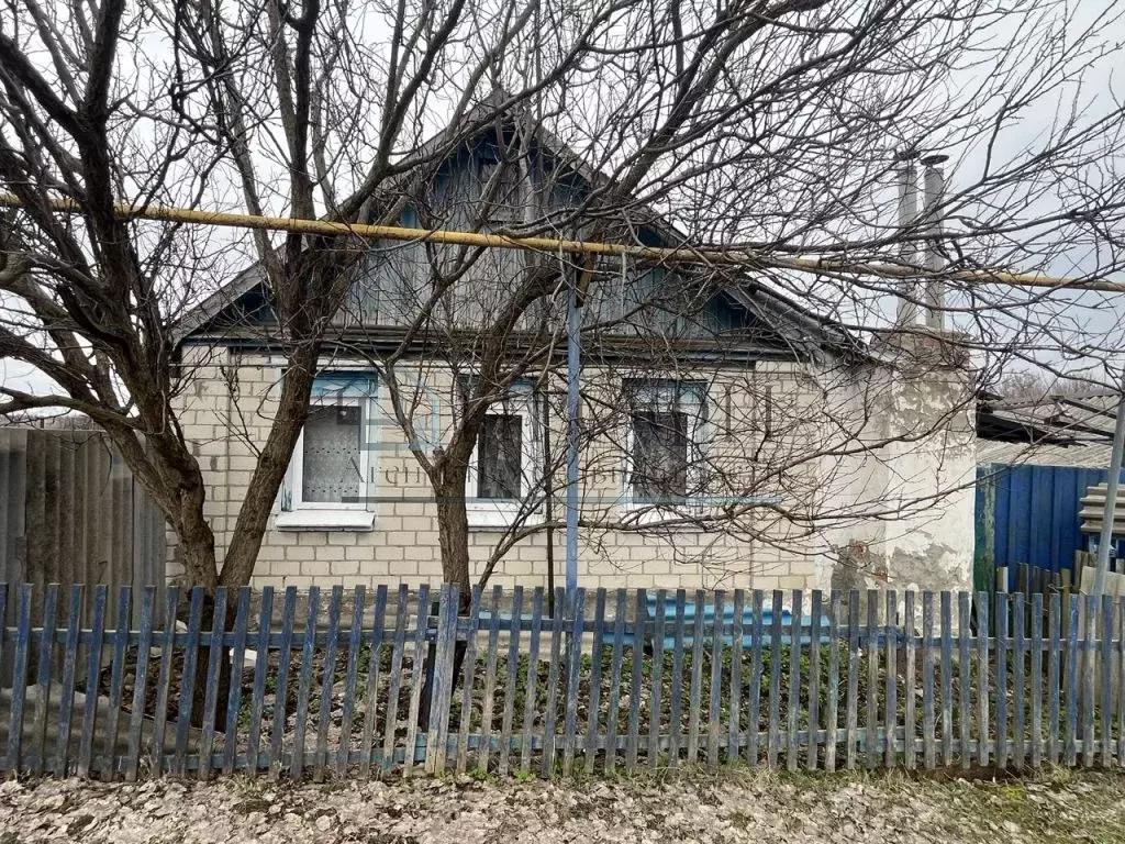 Дом в Белгородская область, Новооскольский муниципальный округ, с. ... - Фото 1