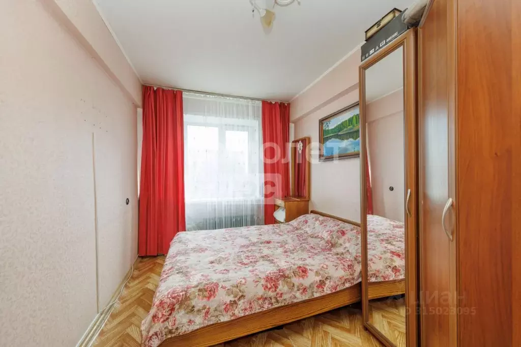 3-к кв. Брянская область, Брянск ул. Чкалова, 35 (63.3 м) - Фото 0