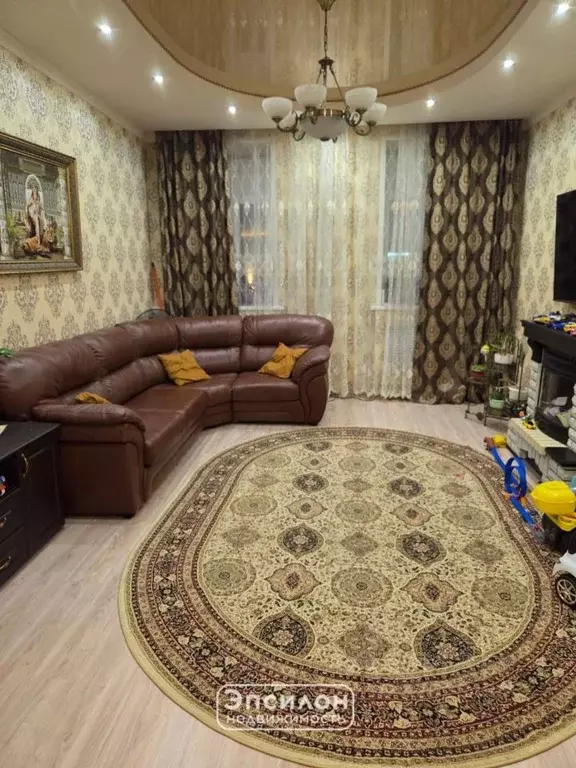 2-к кв. Курская область, Курск ул. Ленина, 17 (70.0 м) - Фото 1