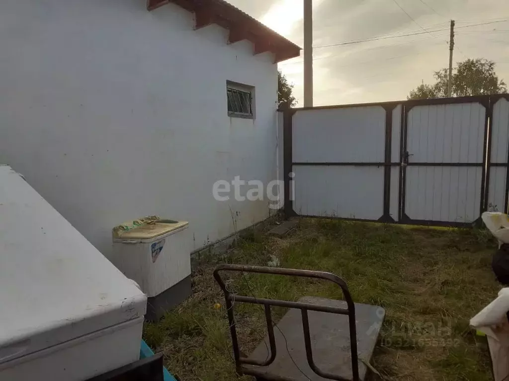 Дом в Свердловская область, Тугулымский муниципальный округ, пос. ... - Фото 1