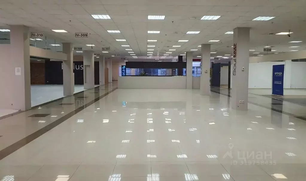 Торговая площадь в Санкт-Петербург Варшавская ул., 3к1 (1550 м) - Фото 0