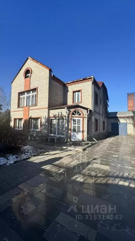 Коттедж в Приморский край, Находка Капитанская ул., 7 (380 м) - Фото 0