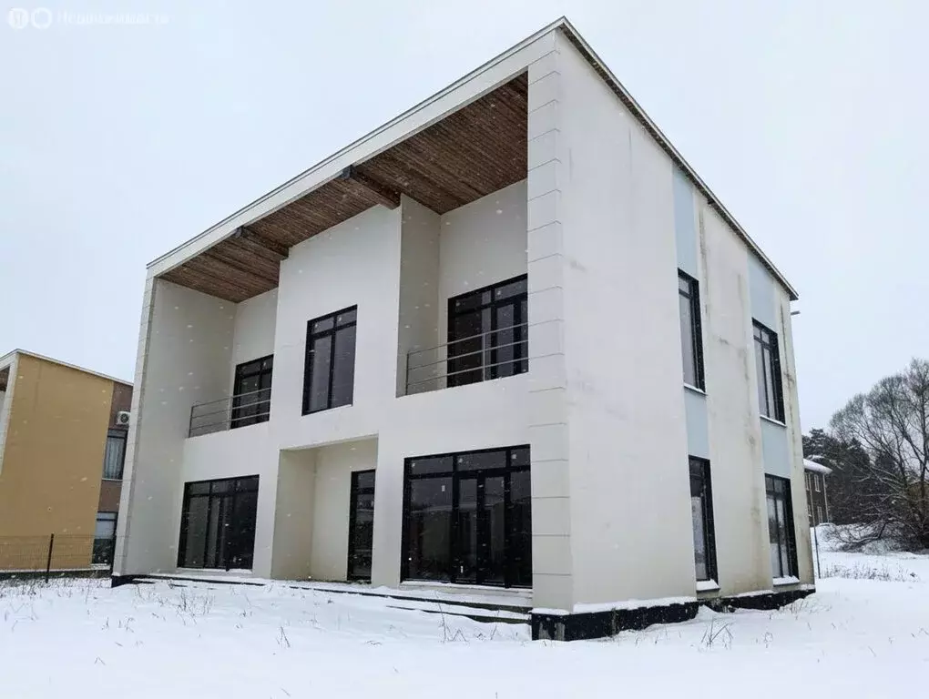 Дом в Малоярославец, улица Медвежья Поляна, 20 (262 м) - Фото 1