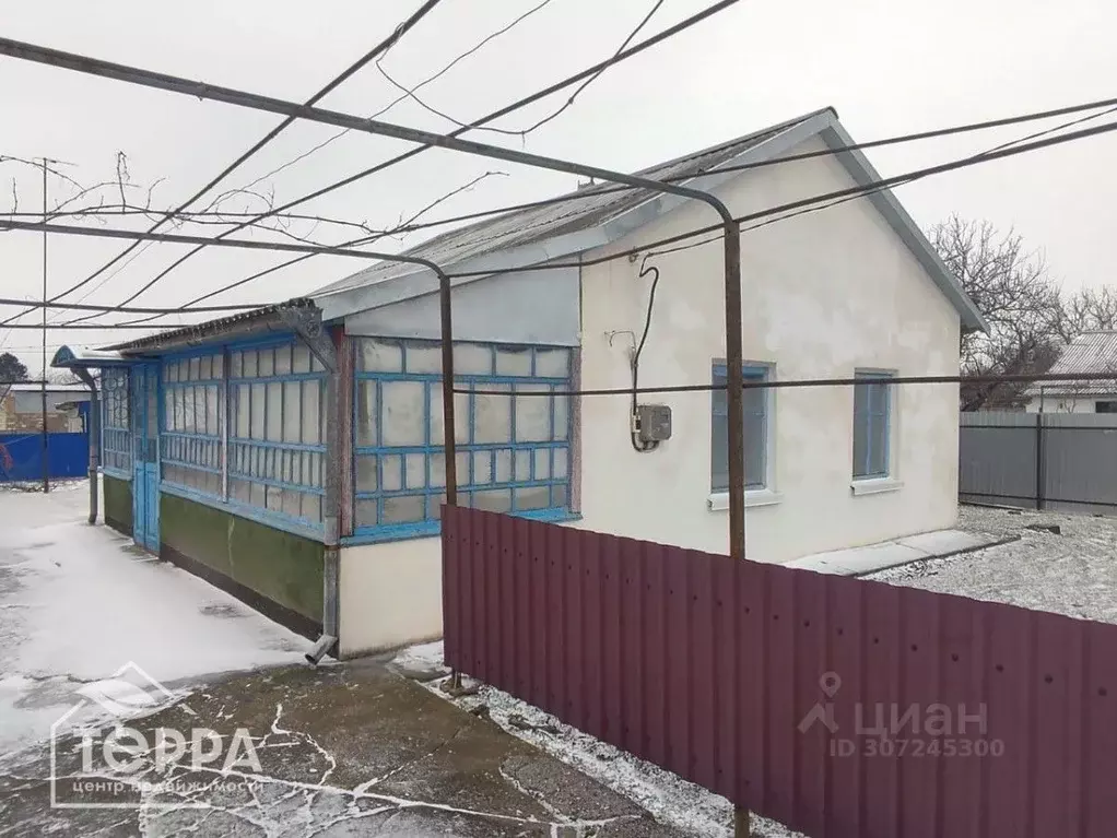 Дом в Крым, Первомайский район, с. Гришино ул. Кирова, 23 (46 м) - Фото 0