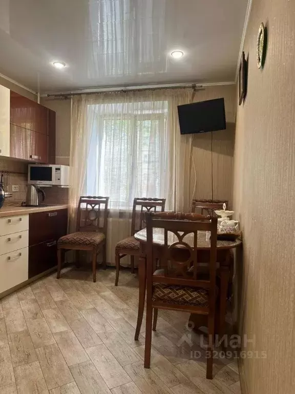 1-к кв. Мордовия, Саранск Республиканская ул., 141 (42.0 м) - Фото 2