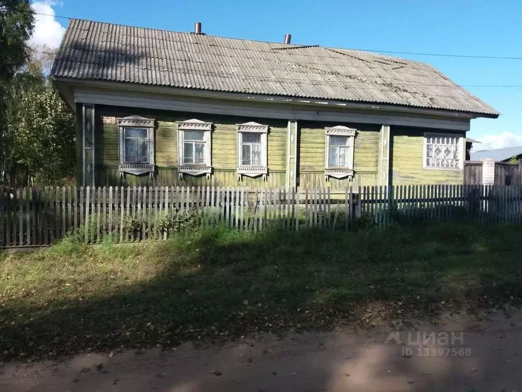 Дом в Тверская область, Весьегонск ул. Карла Маркса (49 м) - Фото 1