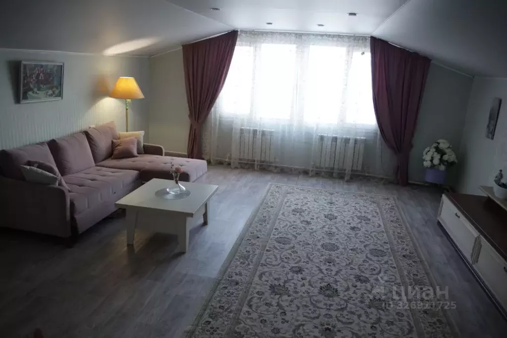 Дом в Саратовская область, Энгельс Поселок Плодосовхоз мкр, ул. ... - Фото 1