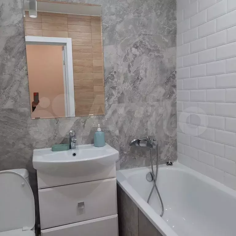 1-к. квартира, 38 м, 6/9 эт. - Фото 0