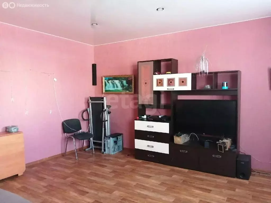 Дом в село Лесниково, Центральная улица (140 м) - Фото 1