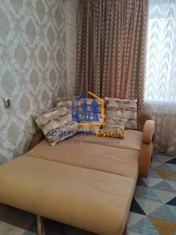 Комната 13 м в 8-к., 5/5 эт. - Фото 0