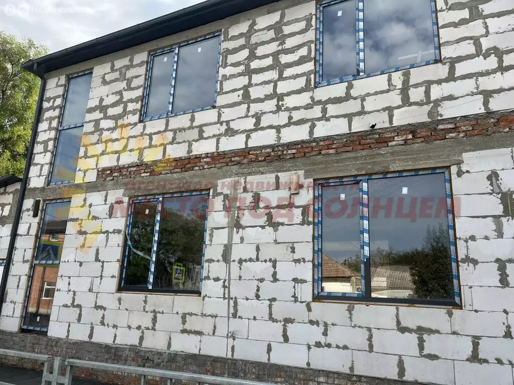 Дом в Ейск, улица Шевченко (250 м) - Фото 1