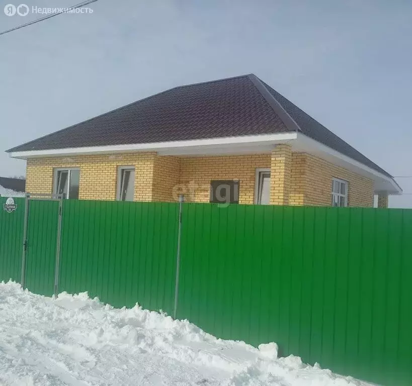 Дом в село Усть-Заостровка, Заозёрная улица (80 м) - Фото 1