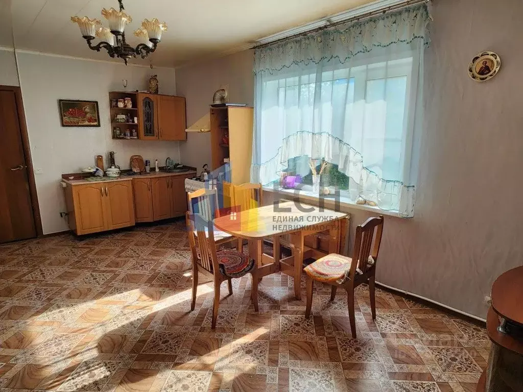 Дом в Тульская область, Венев Революционная ул., 8Б (94 м) - Фото 1