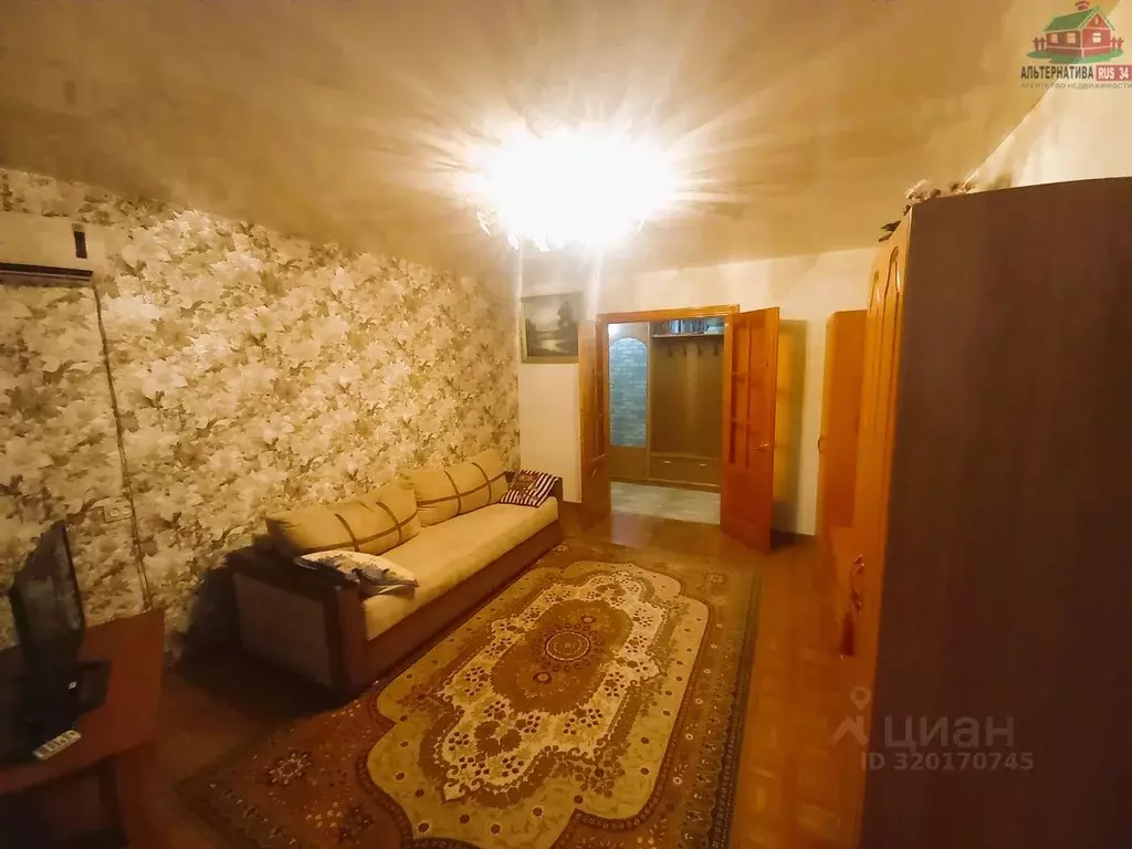 3-к кв. Волгоградская область, Волгоград ул. Гвоздкова, 18 (65.0 м) - Фото 1