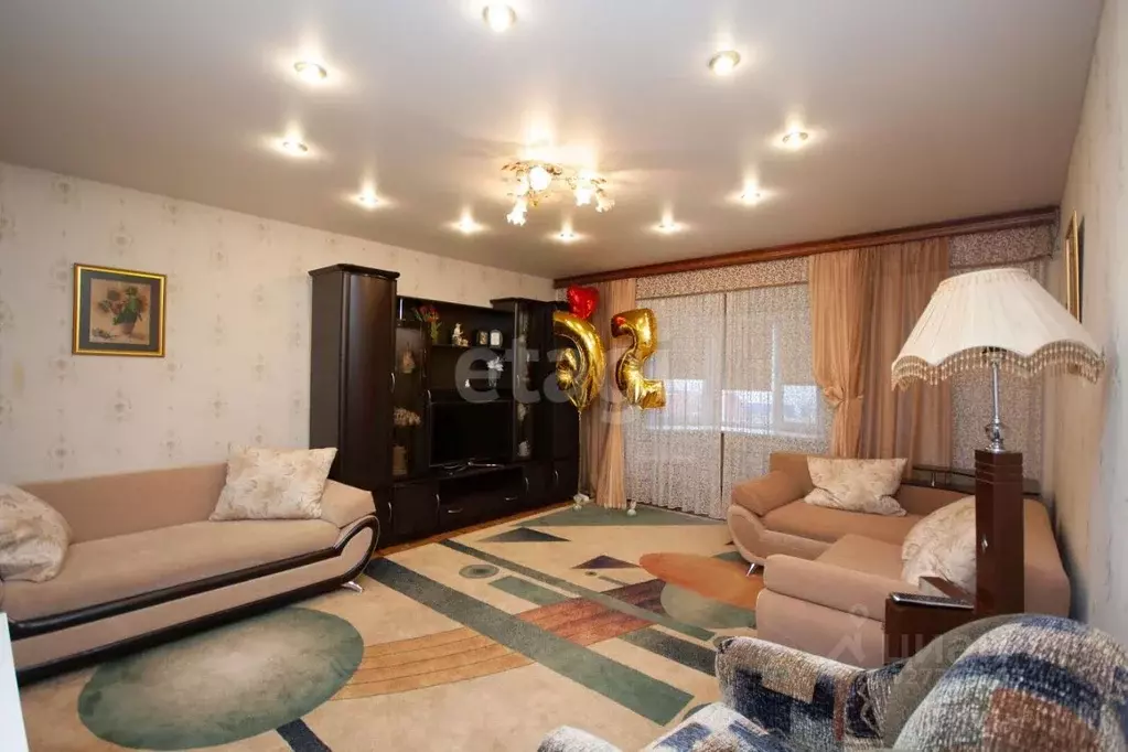 2-к кв. Ямало-Ненецкий АО, Новый Уренгой просп. Губкина, 7А (74.0 м) - Фото 1