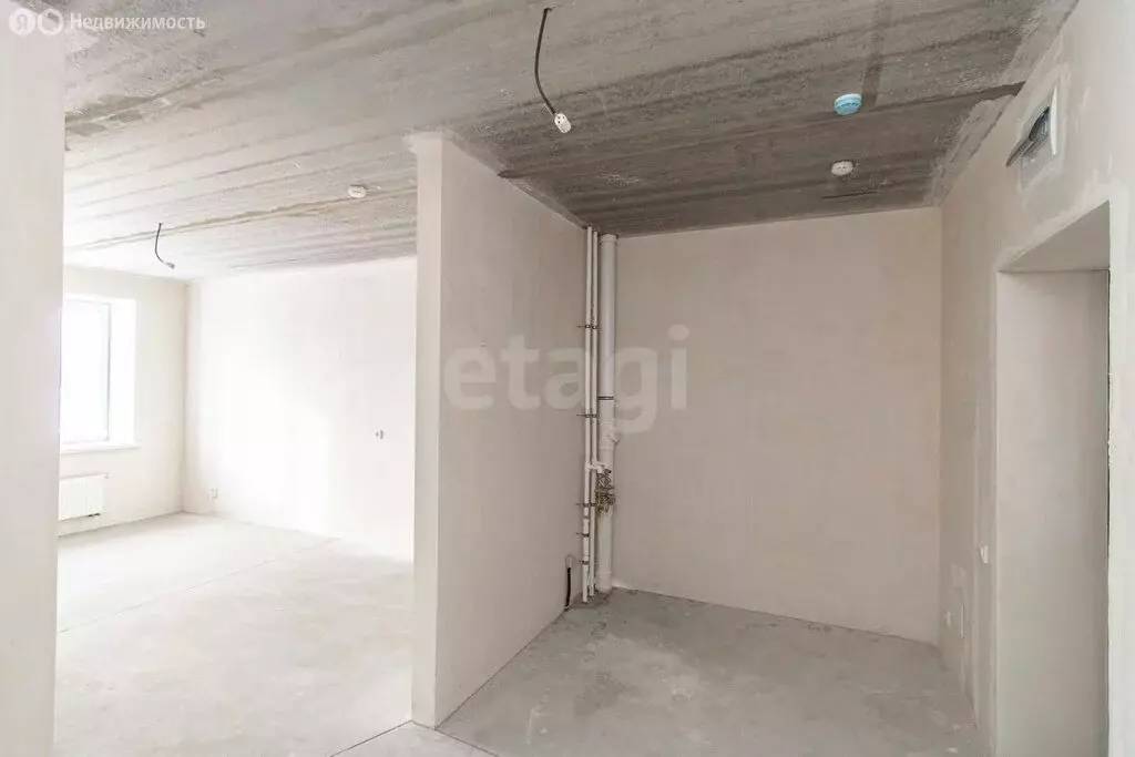 3-комнатная квартира: Тюмень, улица Республики, 204к12 (66.1 м) - Фото 2