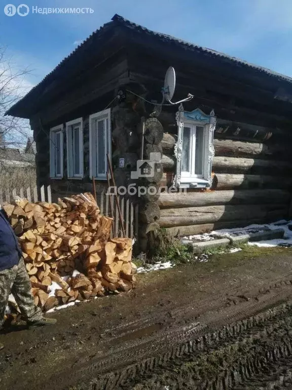 Дом в село Кленовское, улица Ленина, 128 (26.9 м) - Фото 0
