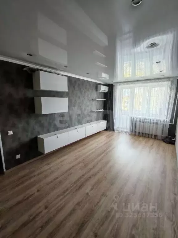 2-к кв. Воронежская область, Острогожск ул. 50 лет Октября, 171 (43.1 ... - Фото 1