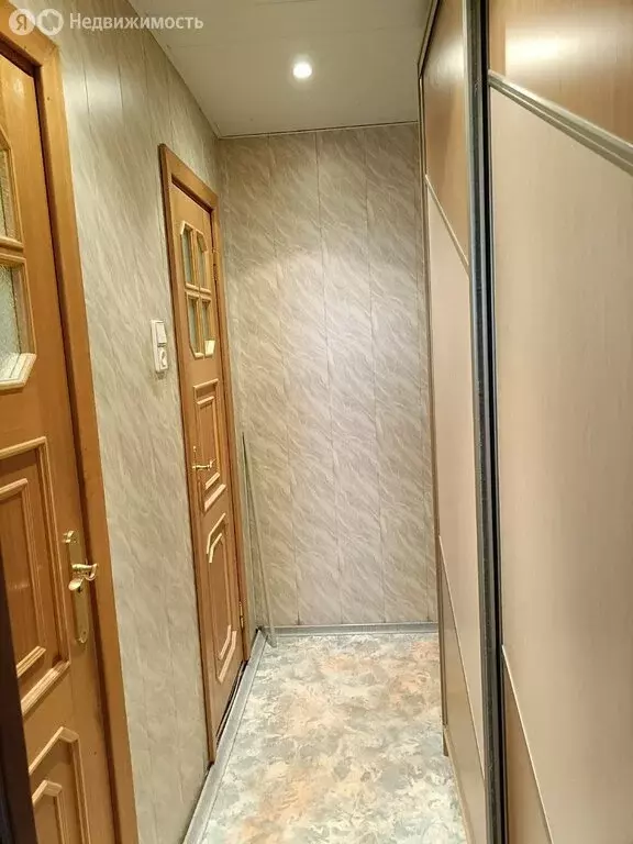 2-комнатная квартира: Кириши, улица Нефтехимиков, 16 (54 м) - Фото 1