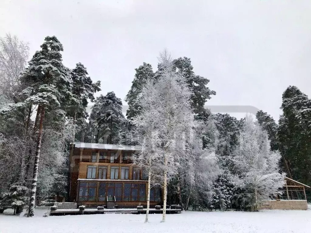 Дом в Тверская область, Конаково ул. Баскакова (800 м) - Фото 1