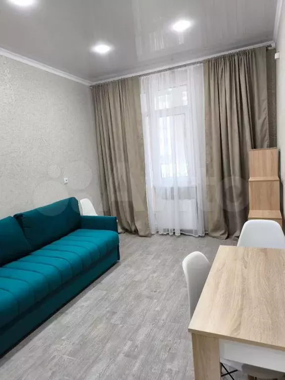 1-к. квартира, 40 м, 1/9 эт. - Фото 1