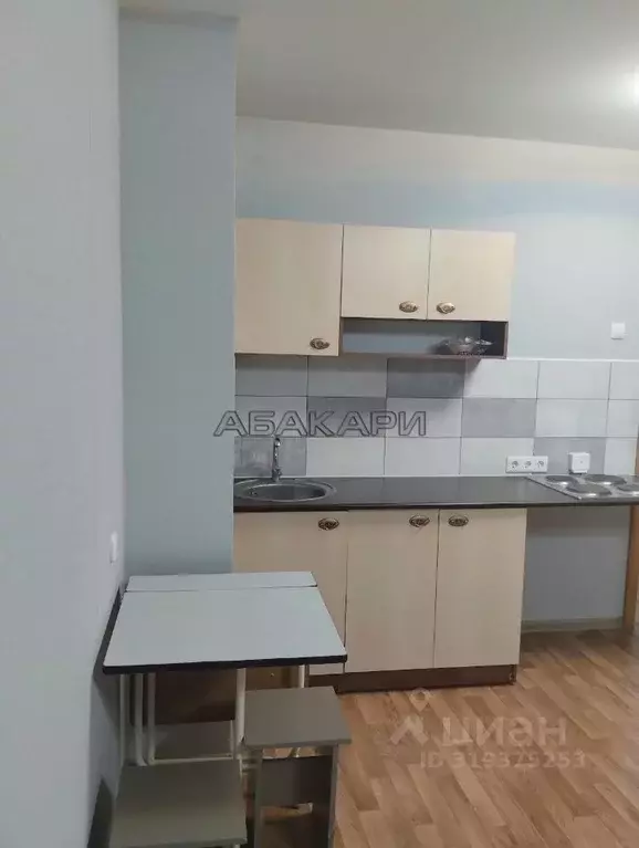 Студия Красноярский край, Красноярск Свердловская ул., 15В (32.0 м) - Фото 1